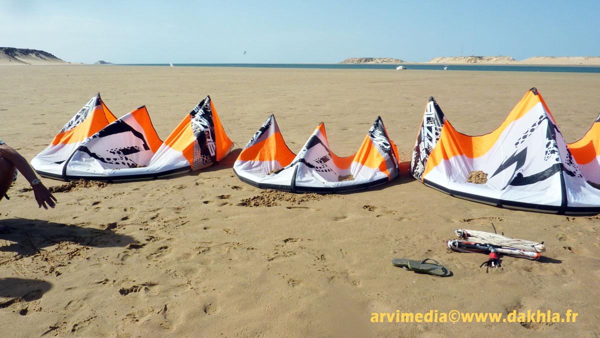 kite surf à Dakhla ville du sud du Maroc